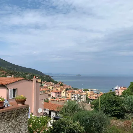 Panoramica Del Porticciolo Daire Rio Marina